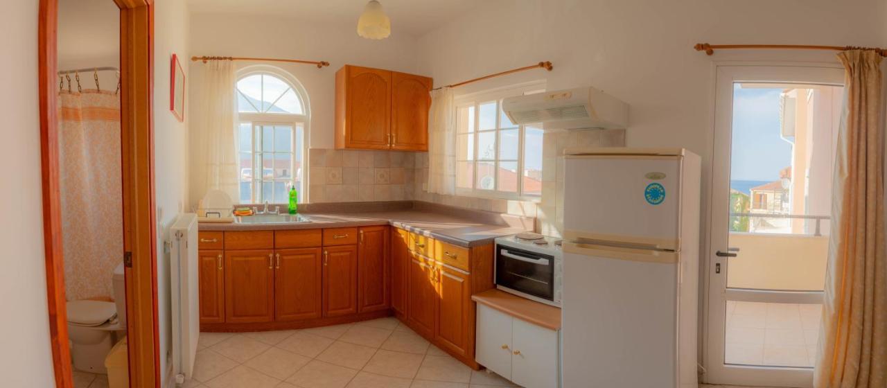 Valsamis Villa Apartments Pórosz Kültér fotó