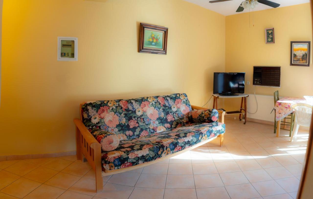 Valsamis Villa Apartments Pórosz Kültér fotó